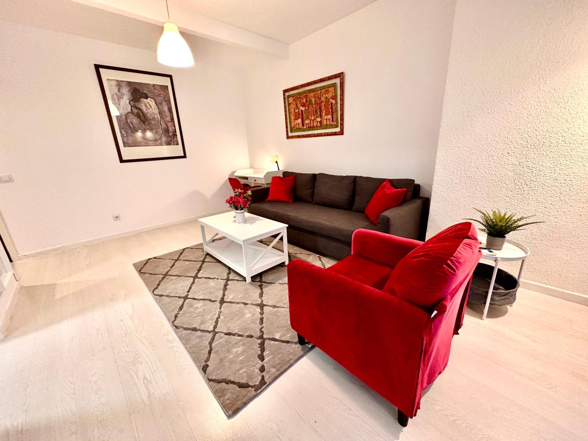 Far Gran Via Hostel *